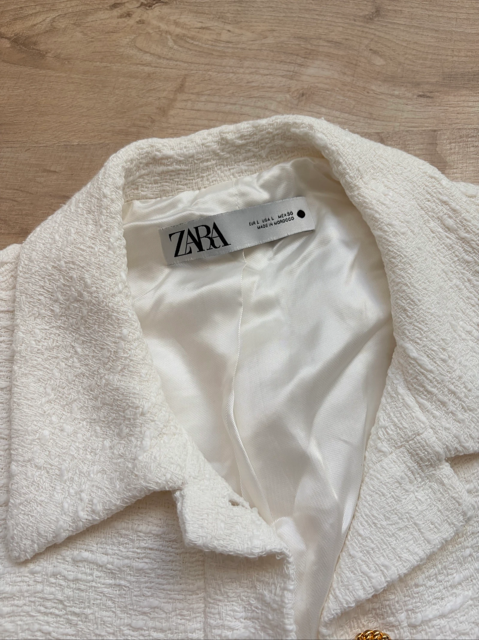 Zara vest in witte tweed – chique en tijdloos – photo 5